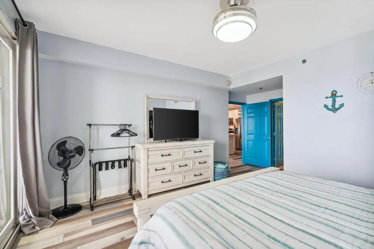 Holiday home Eternal Waters At Laketown Wharf #1221 By Nautical Properties Vacation Rentals Panama City Beach United States